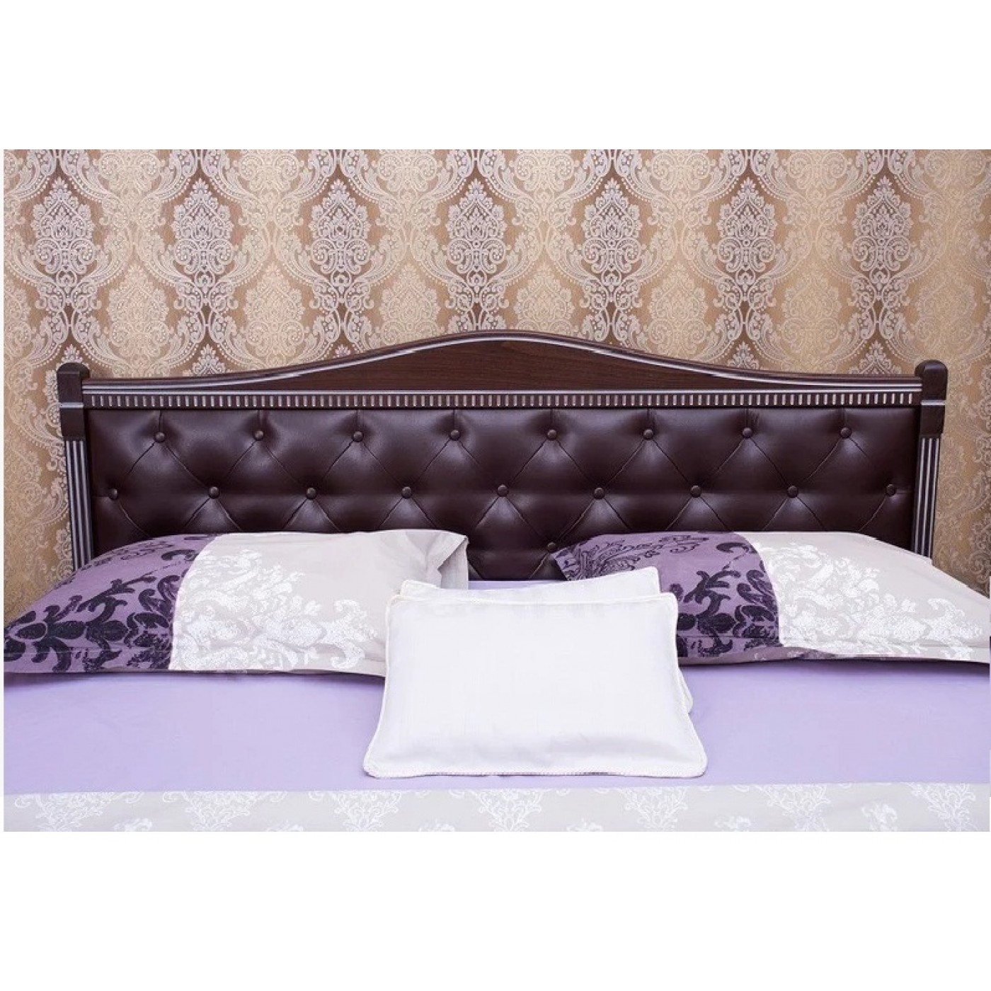 Кровать Прованс с патиной и фрезеровкой мягкая спинка ромбы