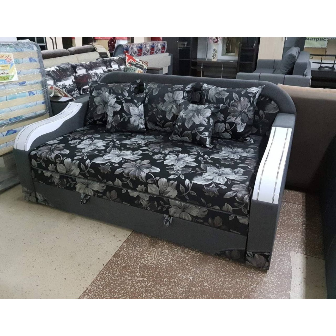 ДИВАН ПАРИЖ