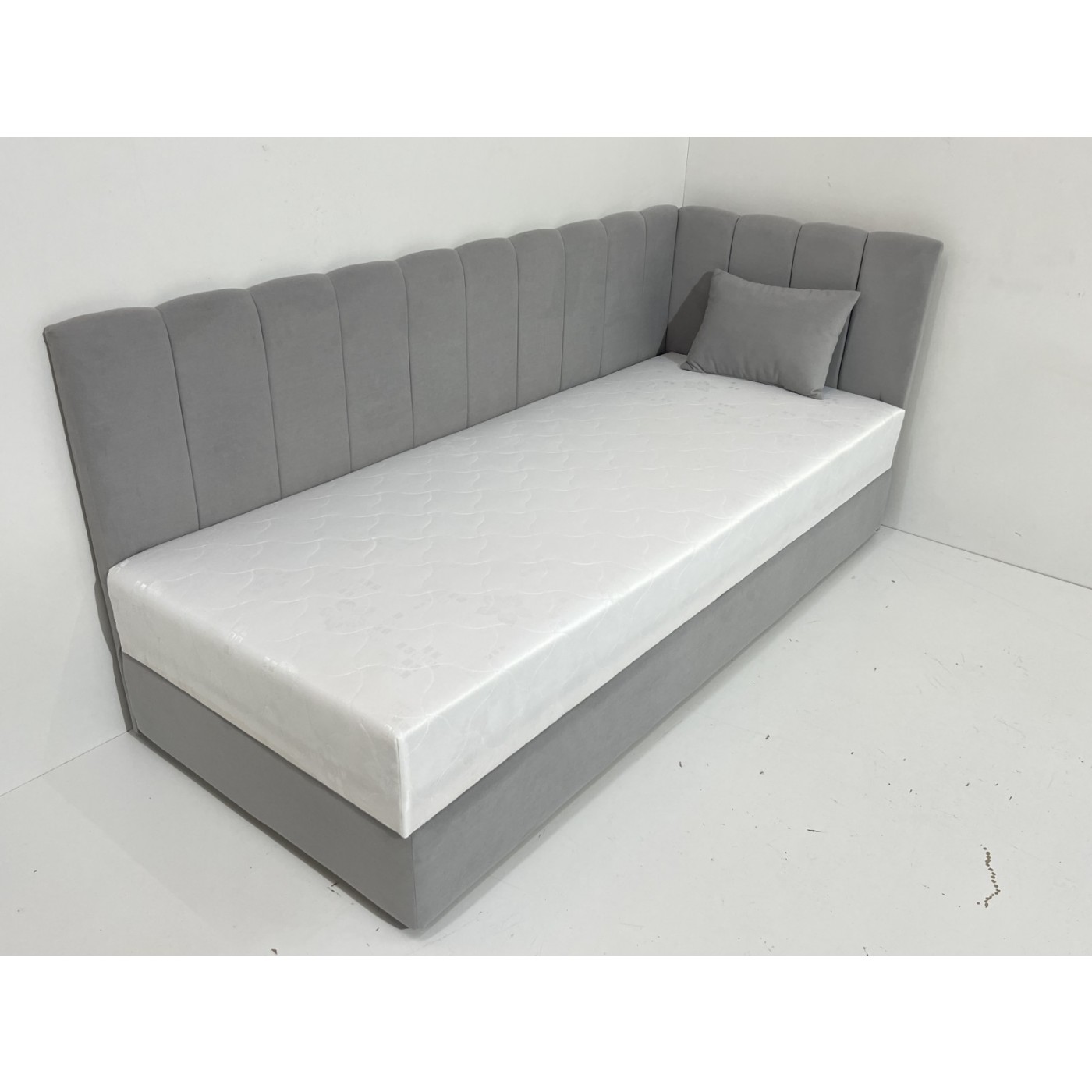 Кровать Грета с матрасом и подъёмным механизмом