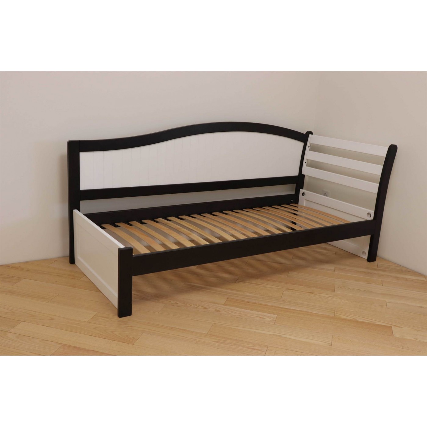 Кровать 1-спальная Софи (вставка МДФ или ткань)