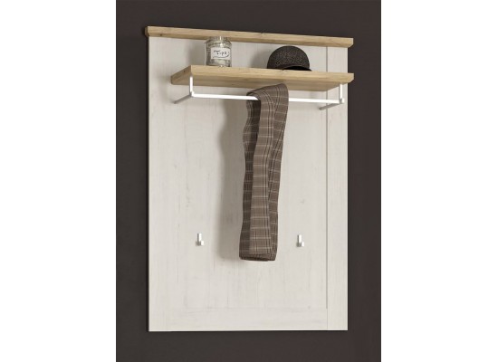 Лора Вешалка