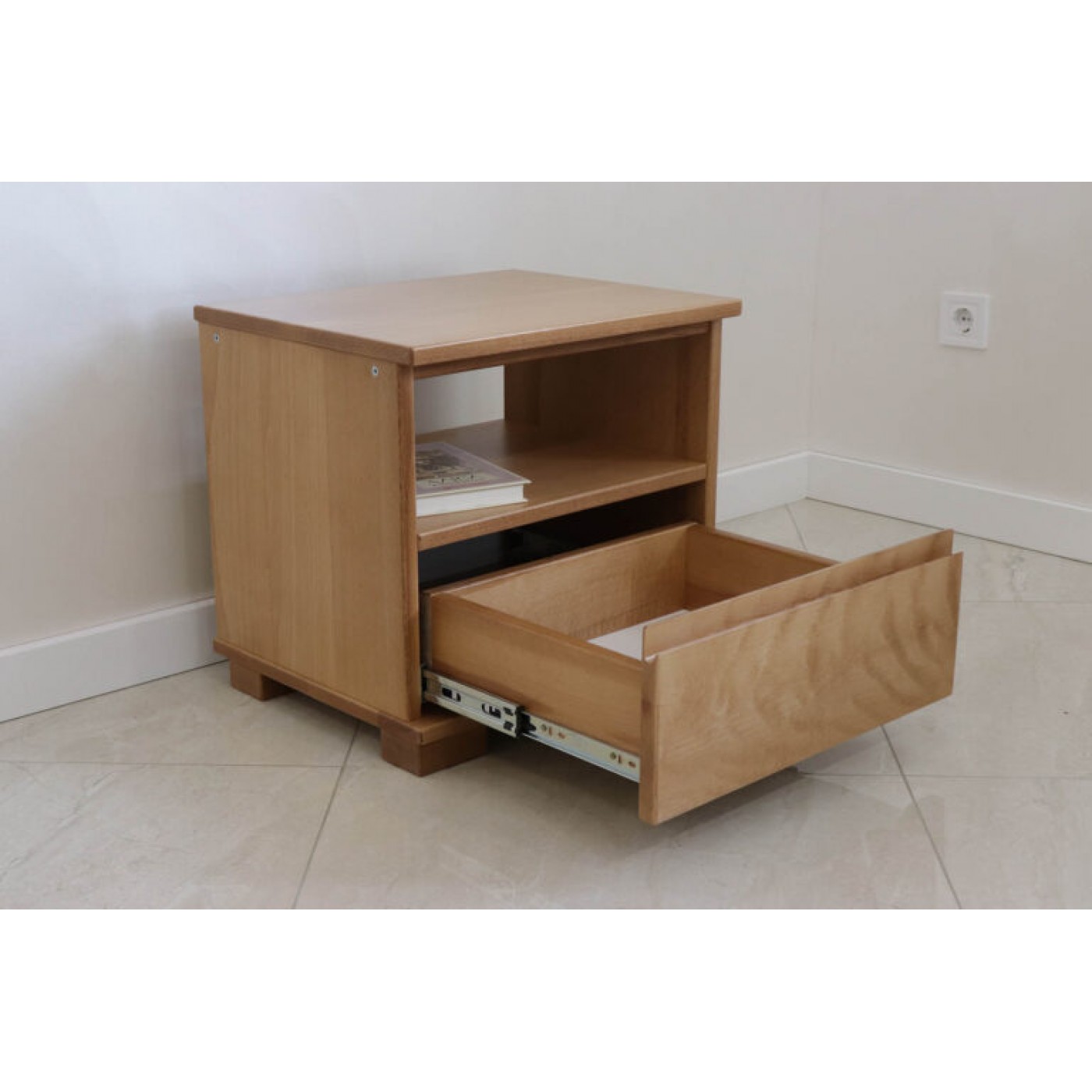 Тумба приліжкова Бостон низ