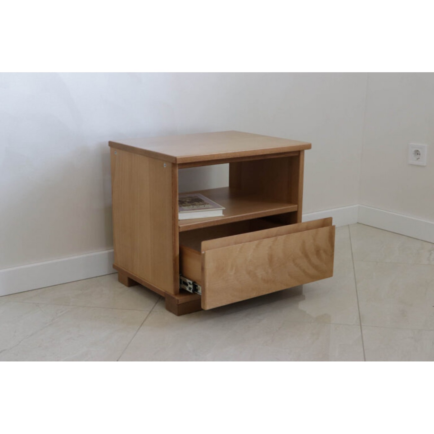 Тумба приліжкова Бостон низ