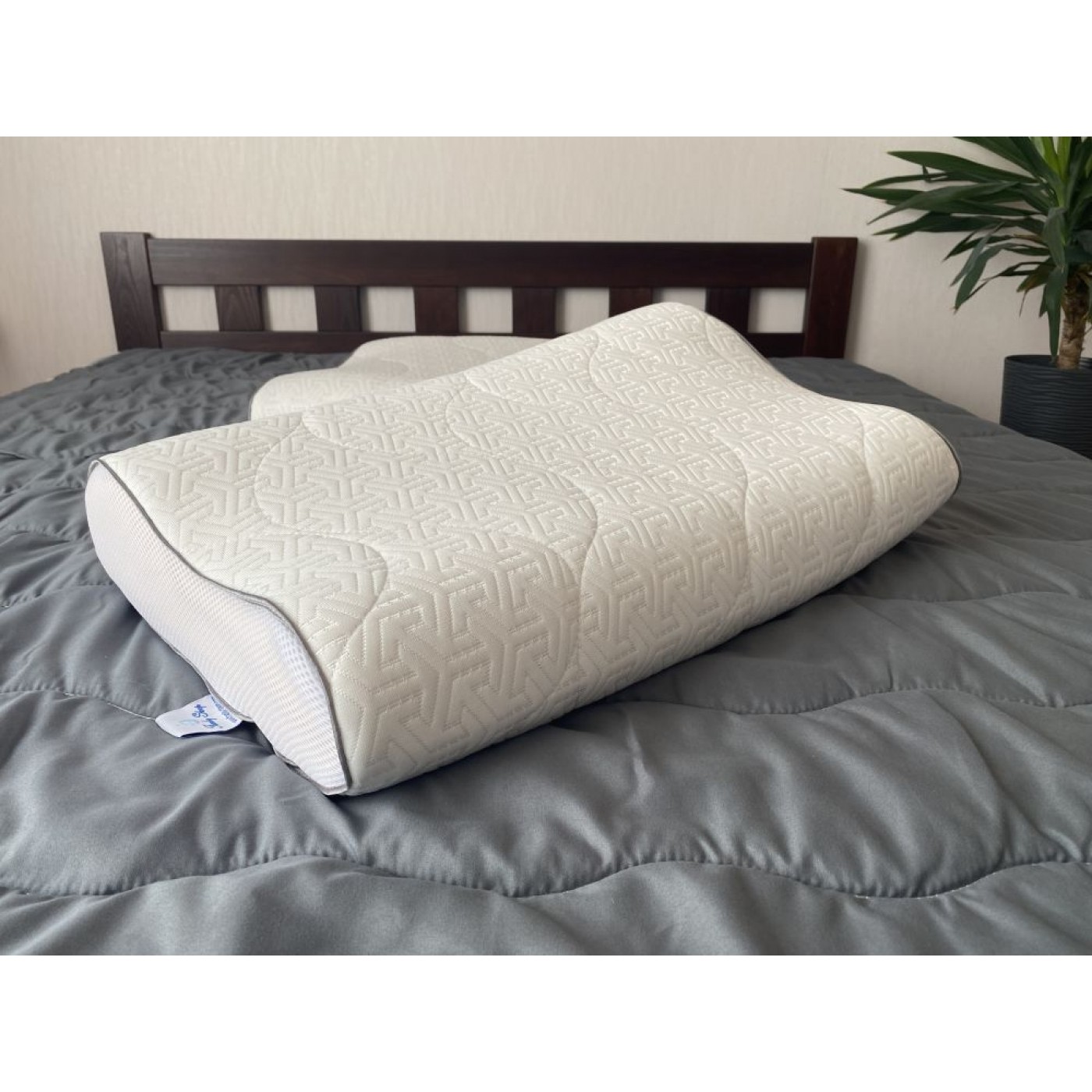 Подушка ортопедическая с памятью "Memory Perfect"