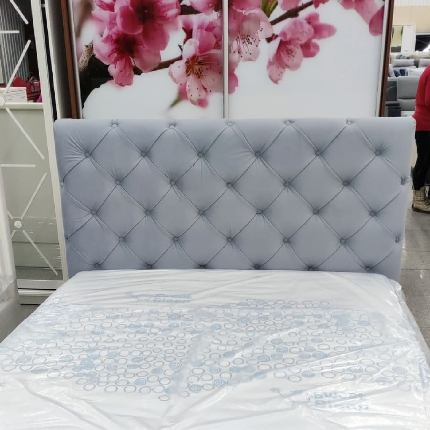 Кровать 2-х спальная ВЕЛЮР+МЕХАНИЗМ и Ламели на металлическом каркасе 1400*2000 мм